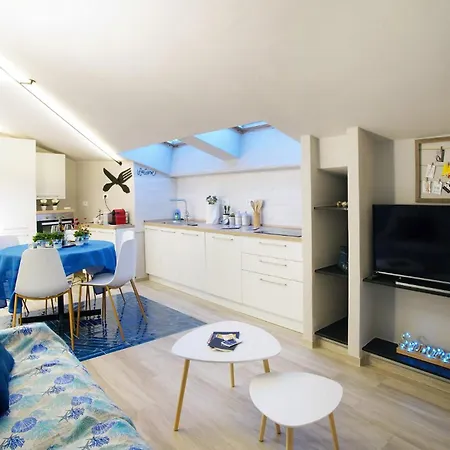 Monterosso Garden House モンテロッソ・アル・マーレ