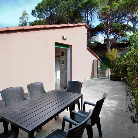 Monterosso Garden House דירה